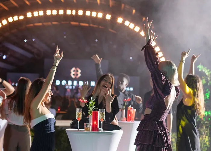 Complex Dobedan Exclusive & 